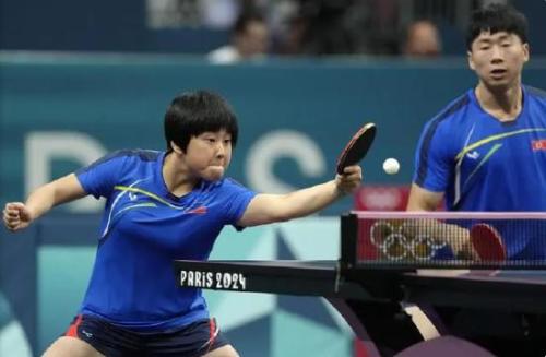 他在最近参 他在最近参